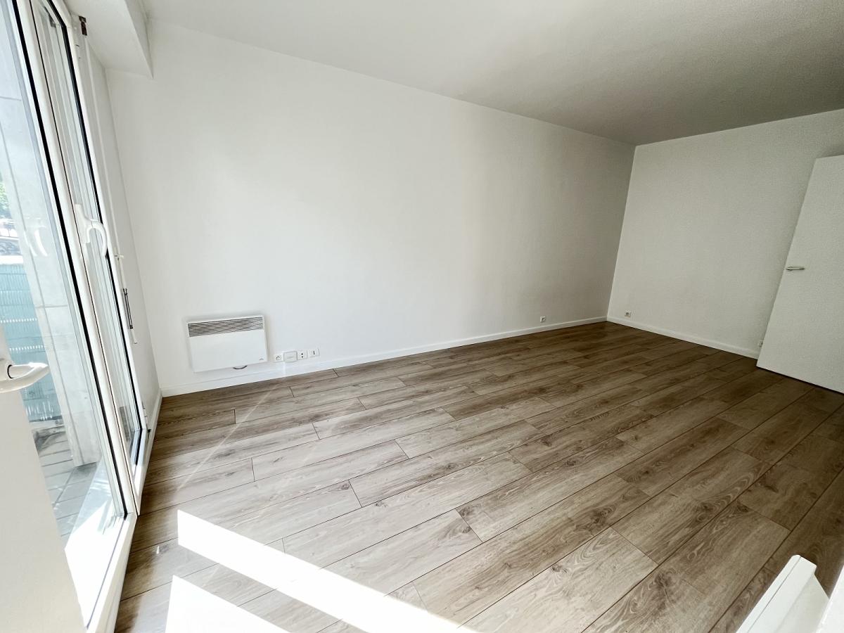 PARIS XIIème REUILLY  DIDEROT,  STUDIO  AVEC PARKING PARIS XIIème REUILLY  DIDEROT