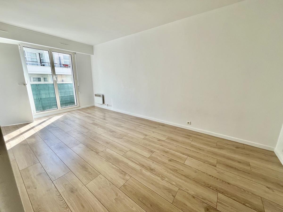 PARIS XIIème REUILLY  DIDEROT,  STUDIO  AVEC PARKING PARIS XIIème REUILLY  DIDEROT