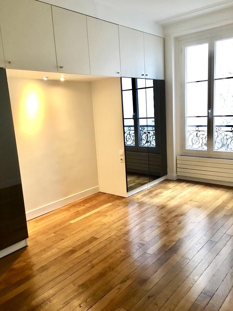 A LOUER Paris XVIIème 2P Porte Maillot