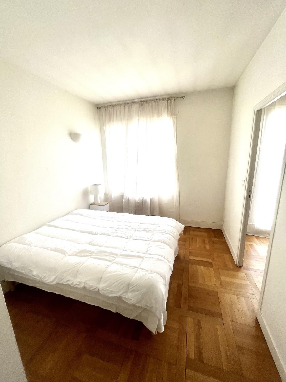 A LOUER  BOULOGNE 2P MEUBLE PORTE SAiINT COIUD 