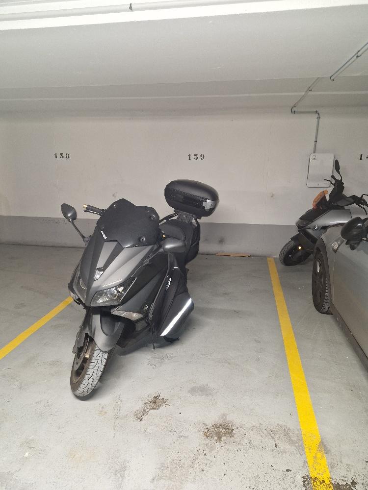 Paris IV rue des Guillemites - 2 Pièces  avec PARKING  en sus 129