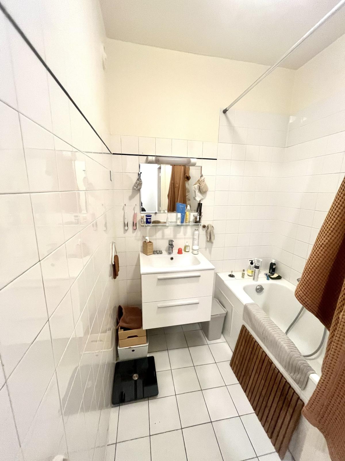 3P RENOVE 67m²   QUARTIER ABESSES