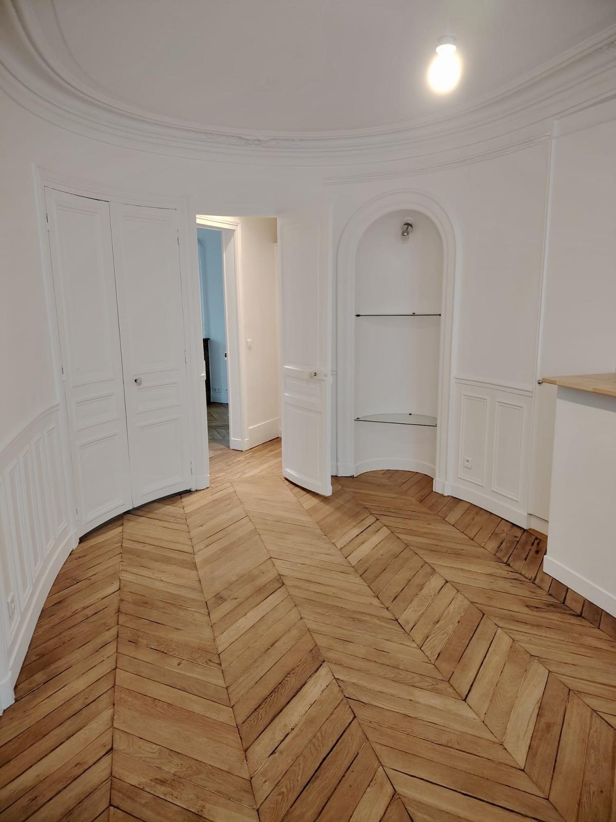 A LOUER 4P  REFAIT NEUF  96.38m²  PARIS Vème