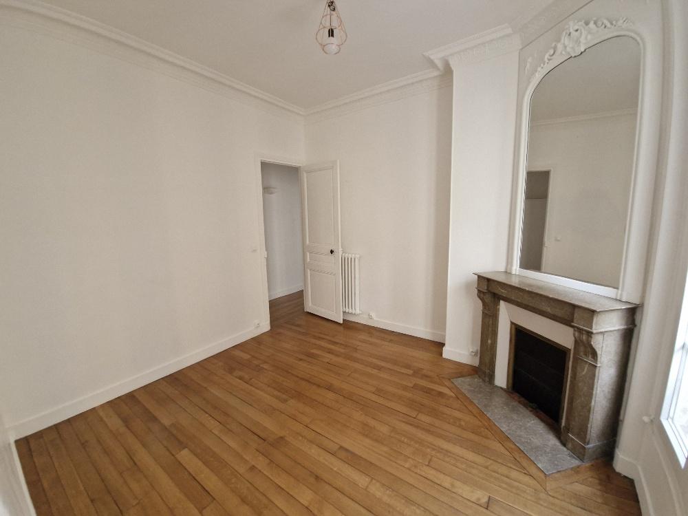 Paris  XVIIIème Simplon, 3 pièces de 70,15m²