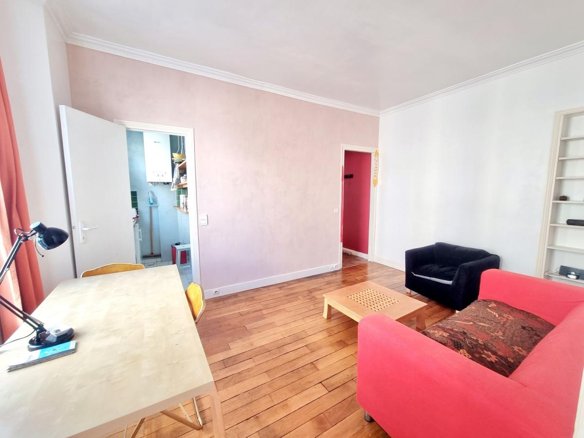 PARIS Xème  2 PIECES 34.38m² meublé