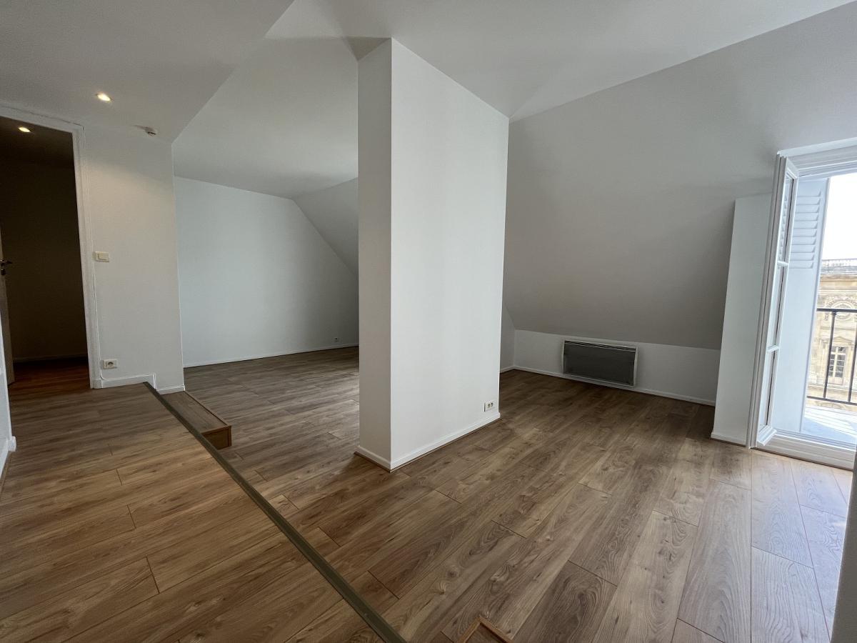 Paris 1er Louvre Rivoli 2P Amiral Coligny