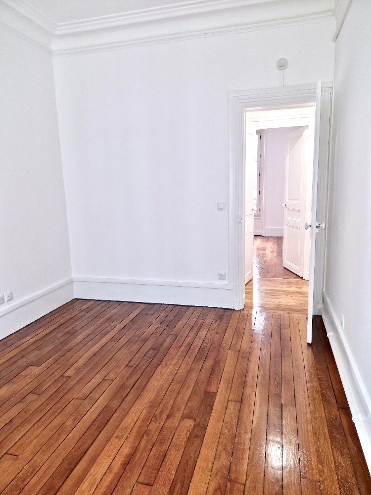 A LOUER 75014 3 PIECES RENOVE ALESIA