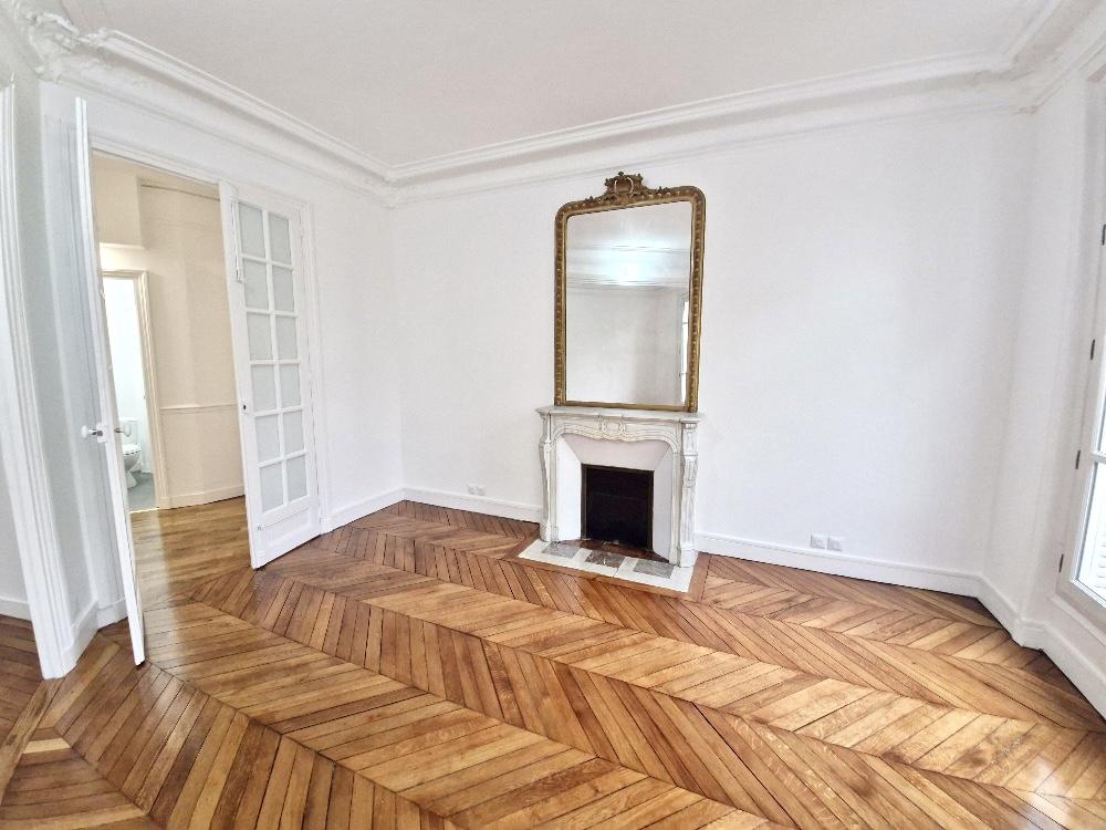 A LOUER 75014 3 PIECES RENOVE ALESIA