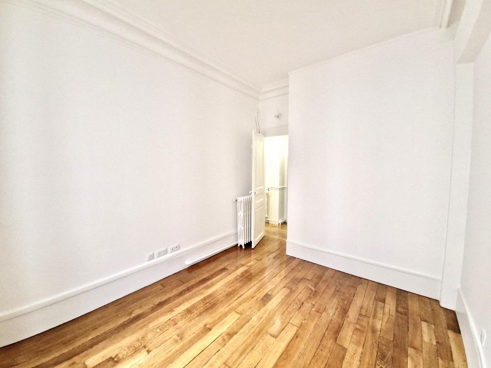 A LOUER 75014 3 PIECES RENOVE ALESIA