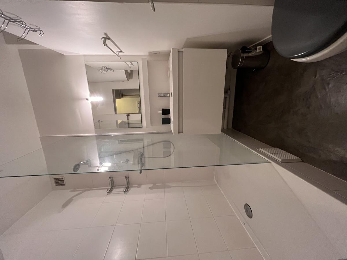 Beau 2 PIECES Meublé Métro Commerce/Charles Michels