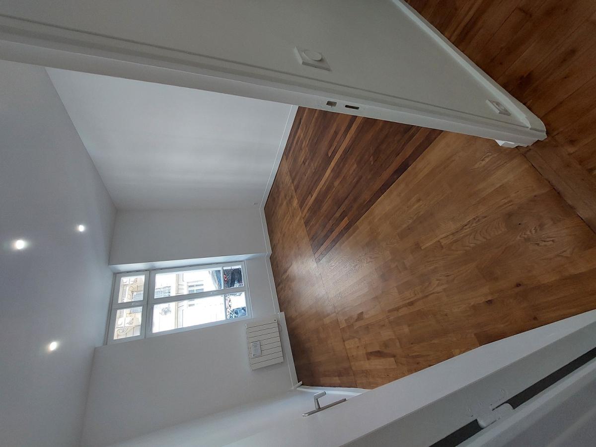 Paris Vème Place Monge, 2 Pièces 38,04 m²  Refait neuf