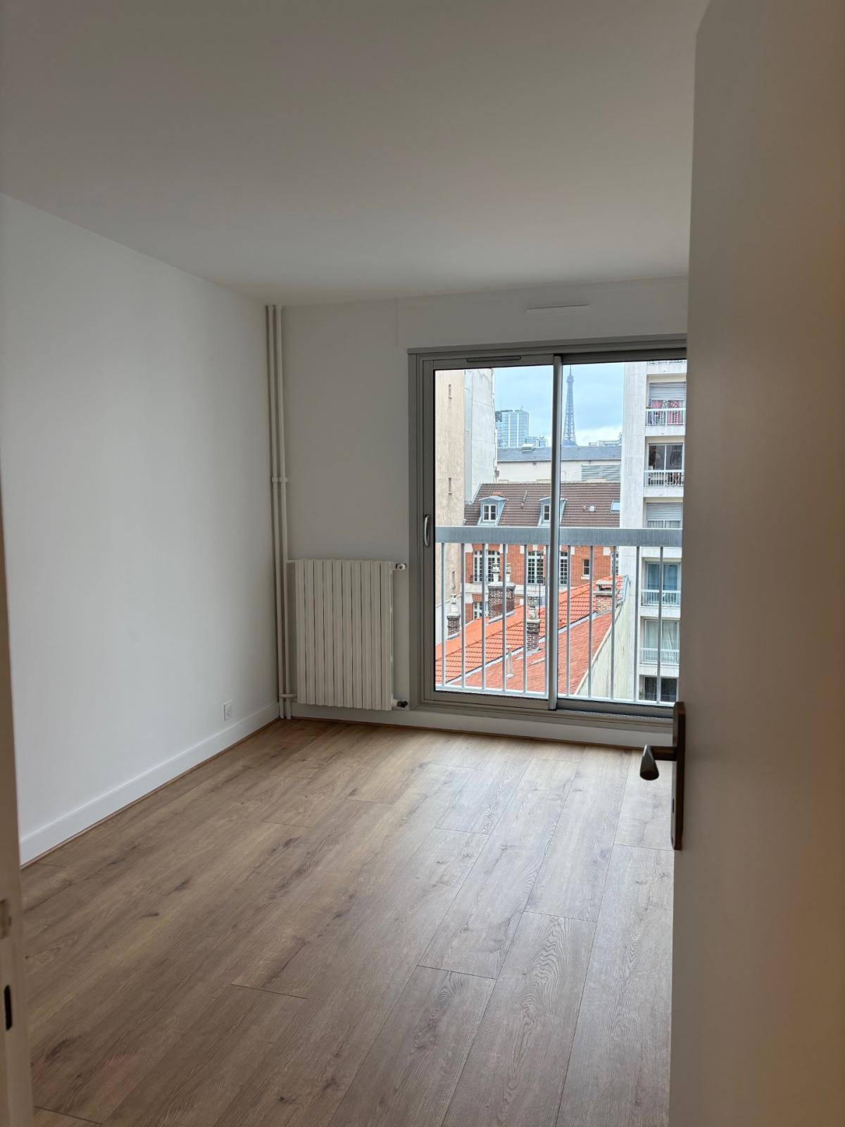 A LOUER 2P PARIS XVème REFAIT NEUF