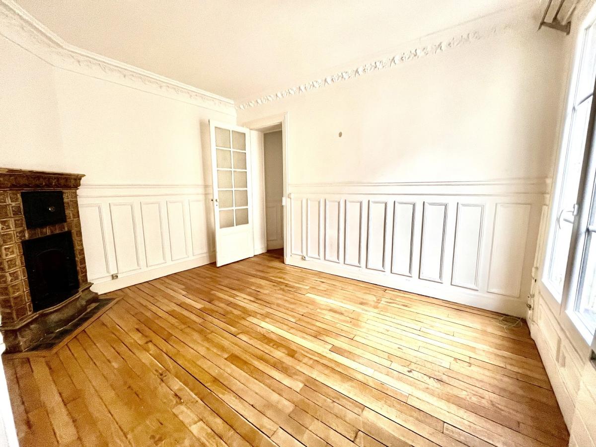 A LOUER 2P PARIS XVIIIème JULES JOFFRIN 