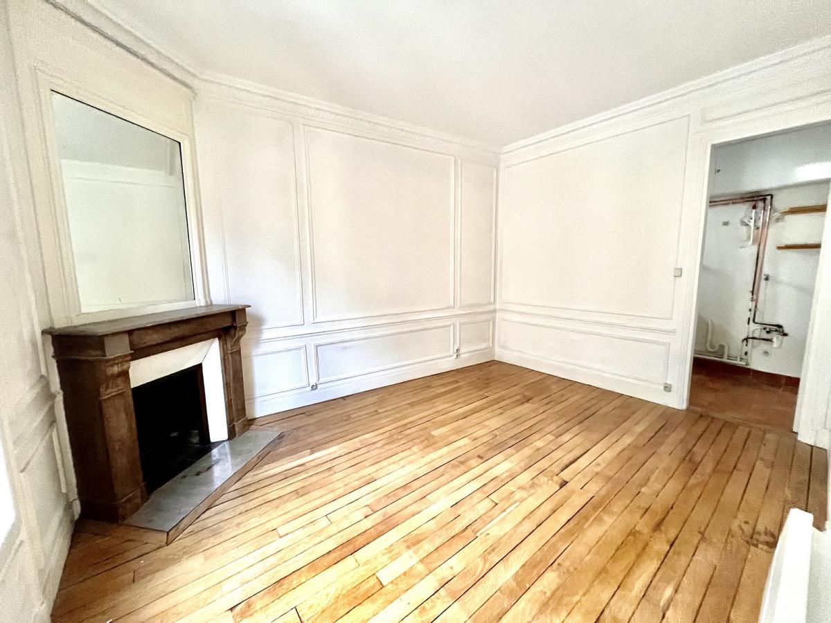 A LOUER 2P PARIS XVIIIème JULES JOFFRIN 