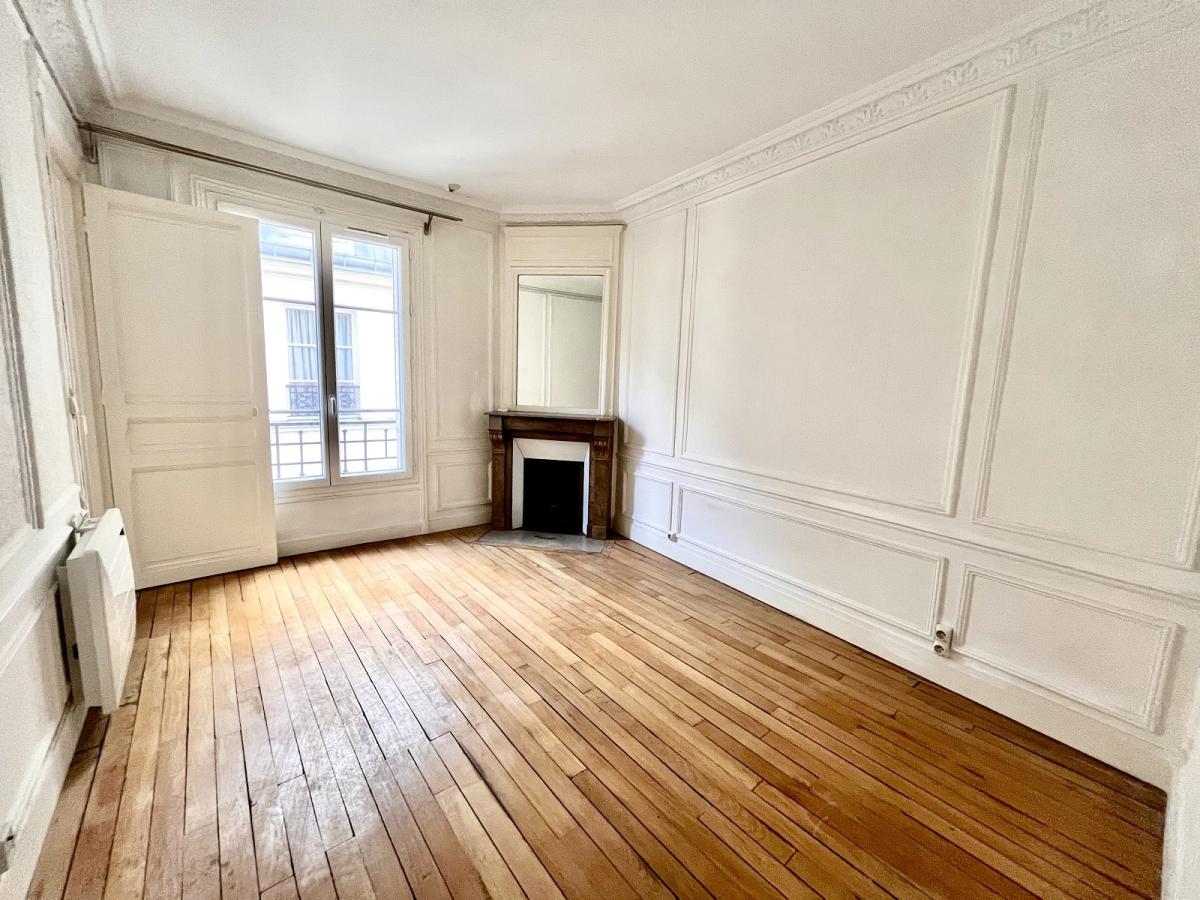 A LOUER 2P PARIS XVIIIème JULES JOFFRIN 