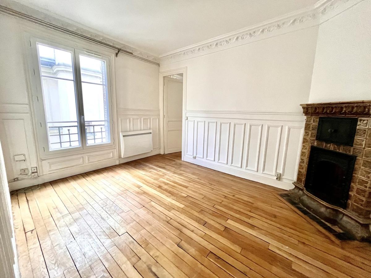 A LOUER 2P PARIS XVIIIème JULES JOFFRIN 