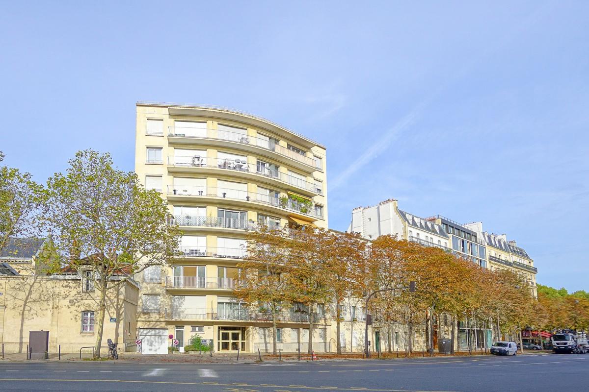 A LOUER 3 PIECES  84m² BALCON PORT ROYAL 