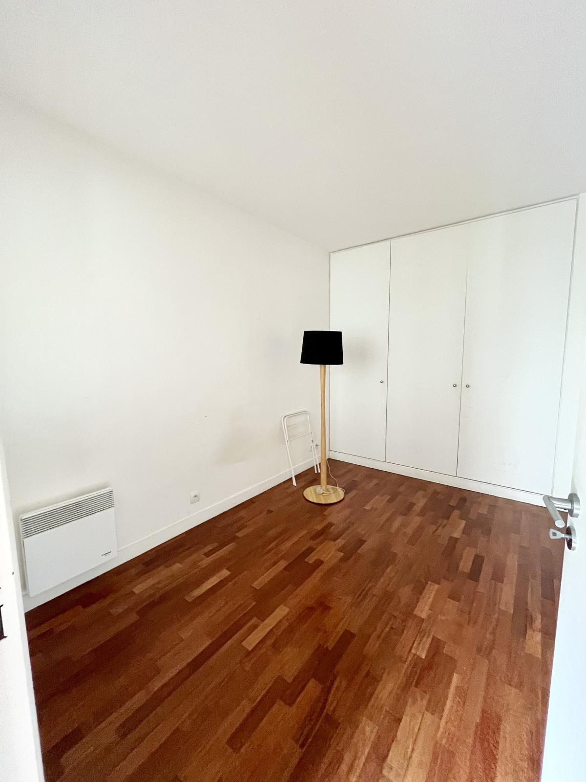 A LOUER 3P  64m²  PARIS XIIIème 