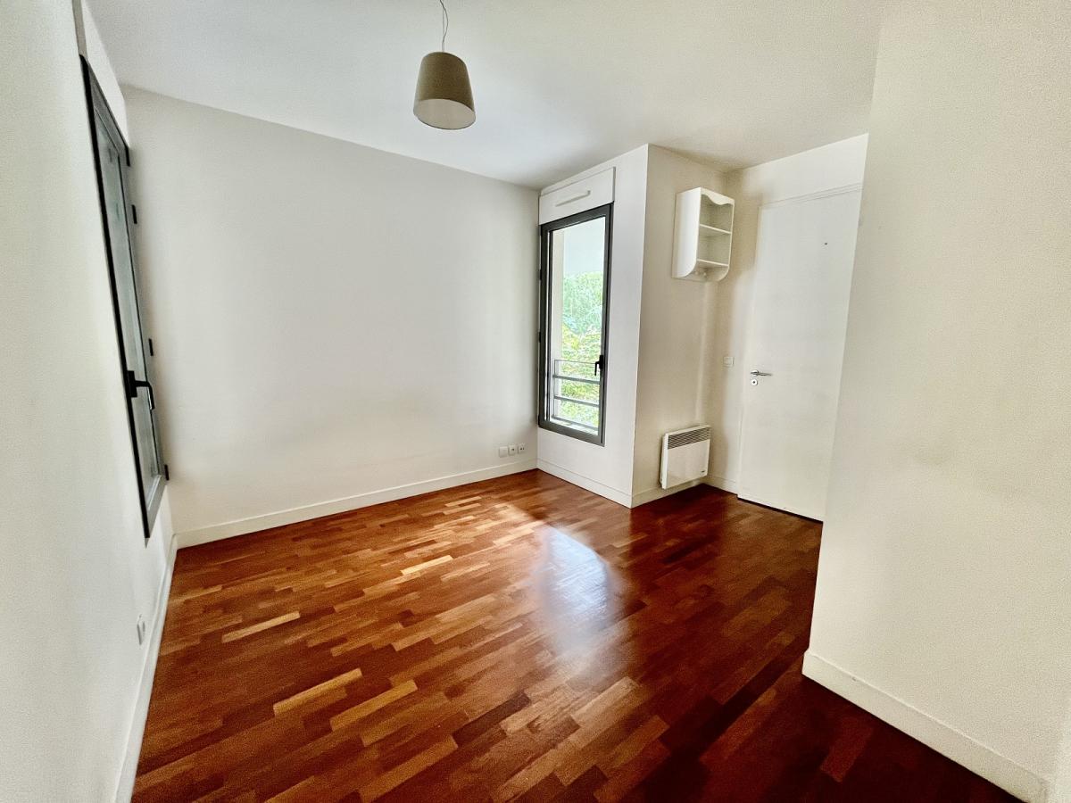 A LOUER 3P  64m²  PARIS XIIIème 
