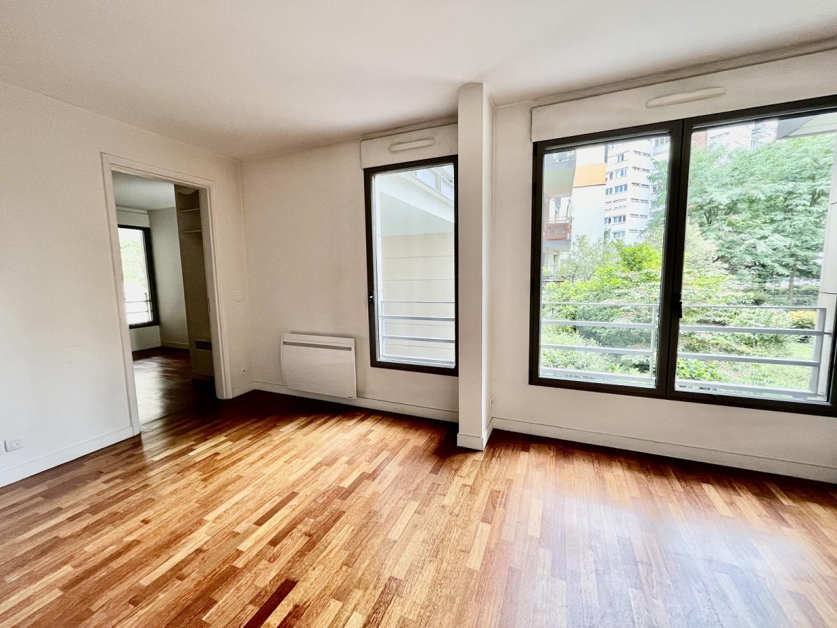 A LOUER 3P  64m²  PARIS XIIIème 