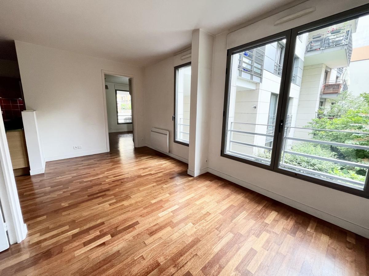 A LOUER 3P  64m²  PARIS XIIIème 