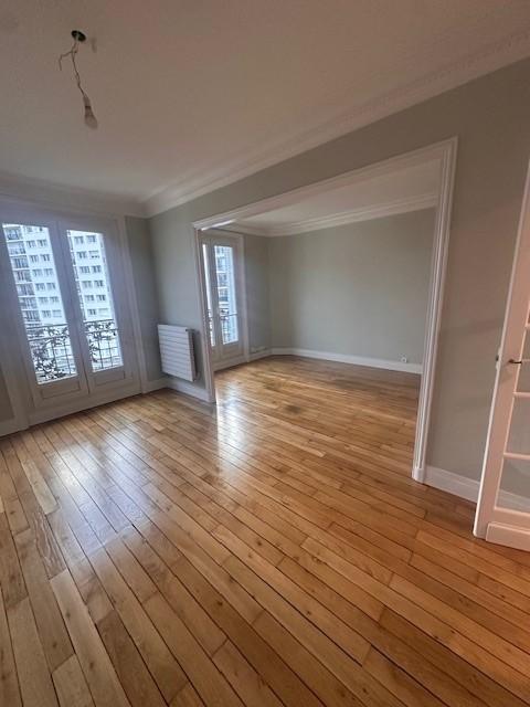 Paris XVème, Métro Bir Hakeim, Grand 3 Pièces de 79,40m²