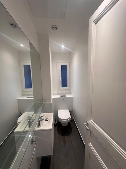 Paris XVème, Métro Bir Hakeim, Grand 3 Pièces de 84,66m²