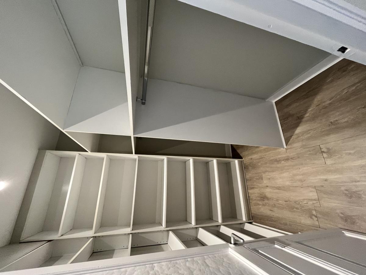 Paris XVème, Métro Bir Hakeim, Grand 3 Pièces de 84,66m²