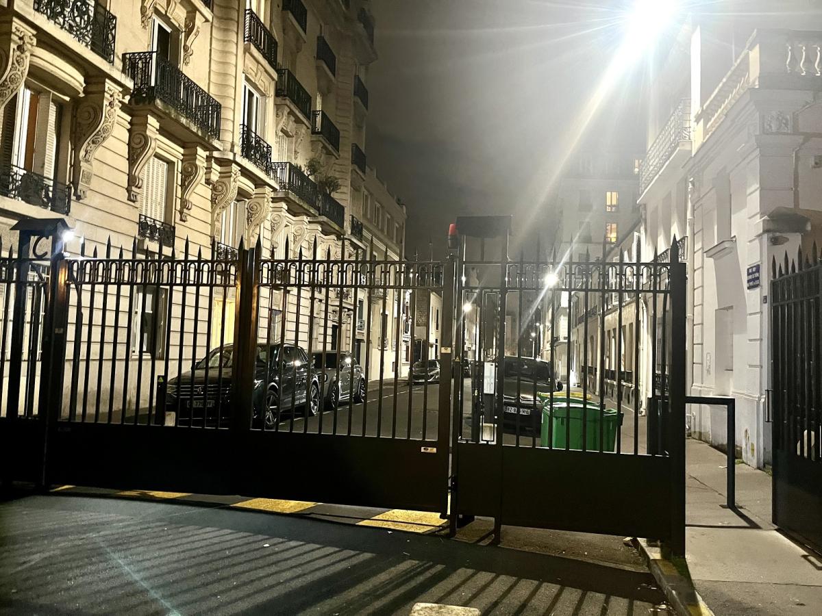 STUDIO MEUBLÉ 28m² A LOUER PARIS XIIème