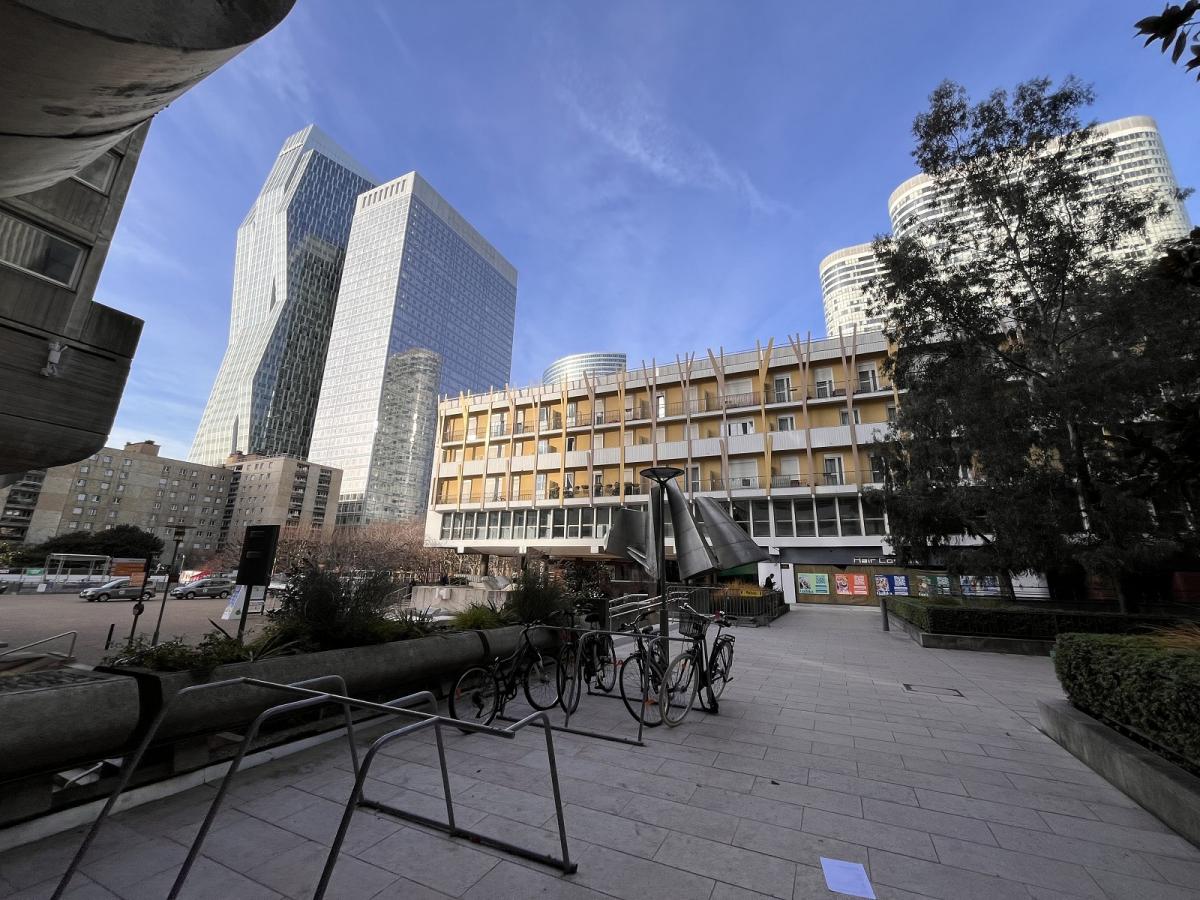 A LOUER 3 PIECES 79.19m² AVEC BALCON ET CAVE