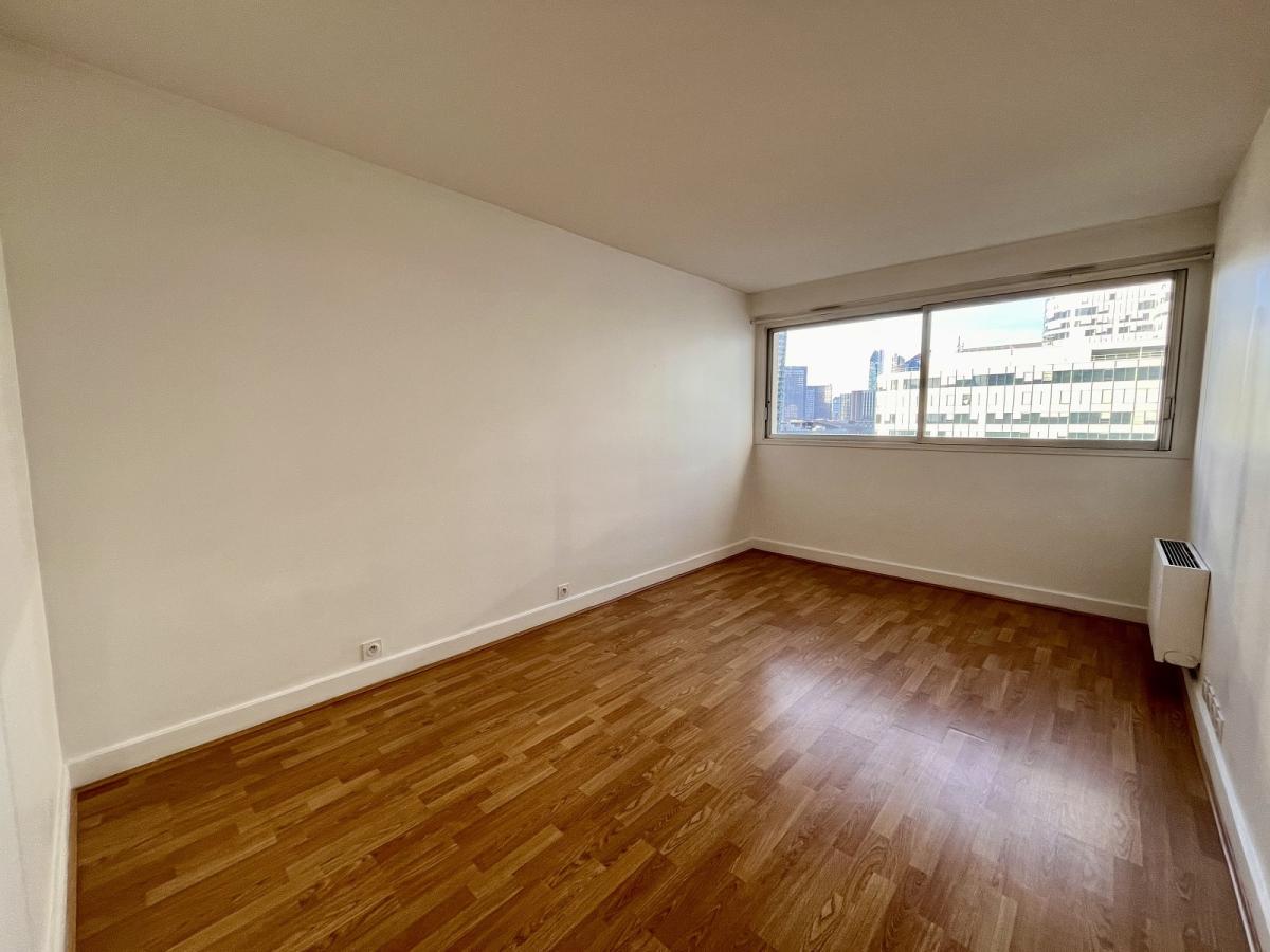 A LOUER 3 PIECES 79.19m² AVEC BALCON ET CAVE