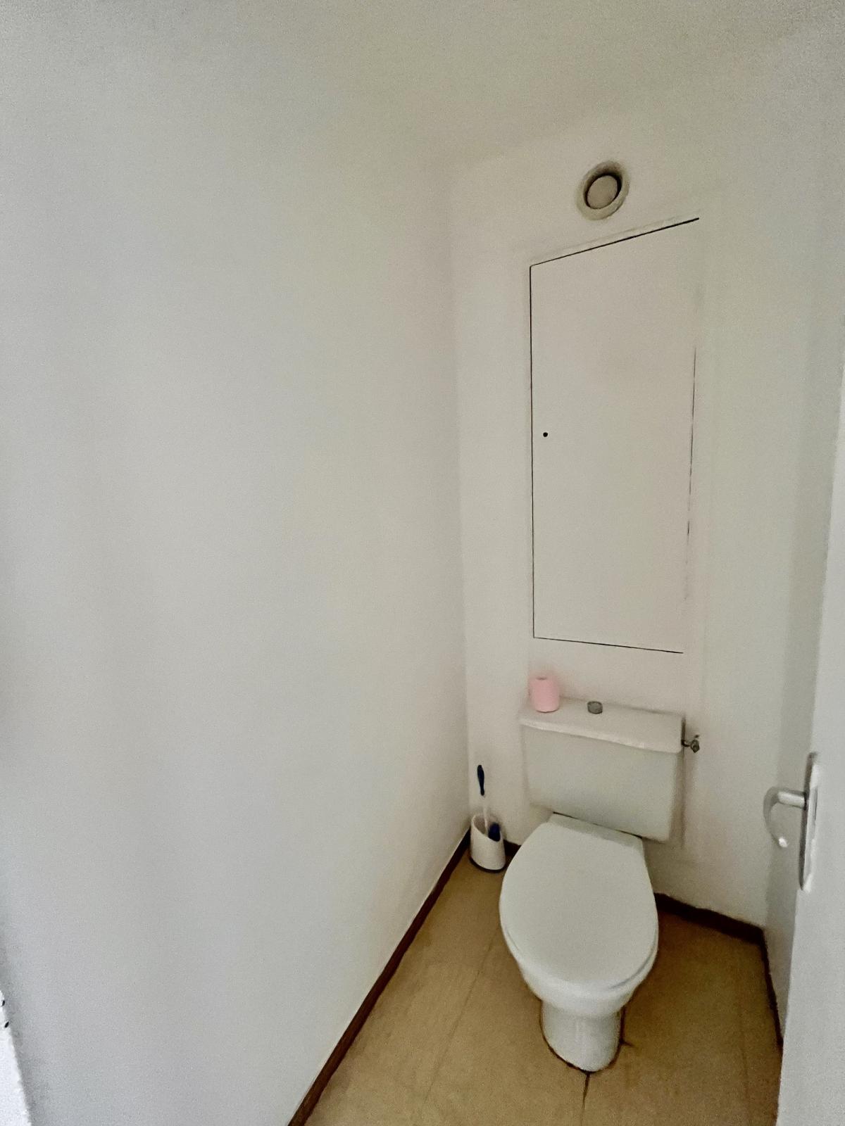 A LOUER 3 PIECES 79.19m² AVEC BALCON ET CAVE