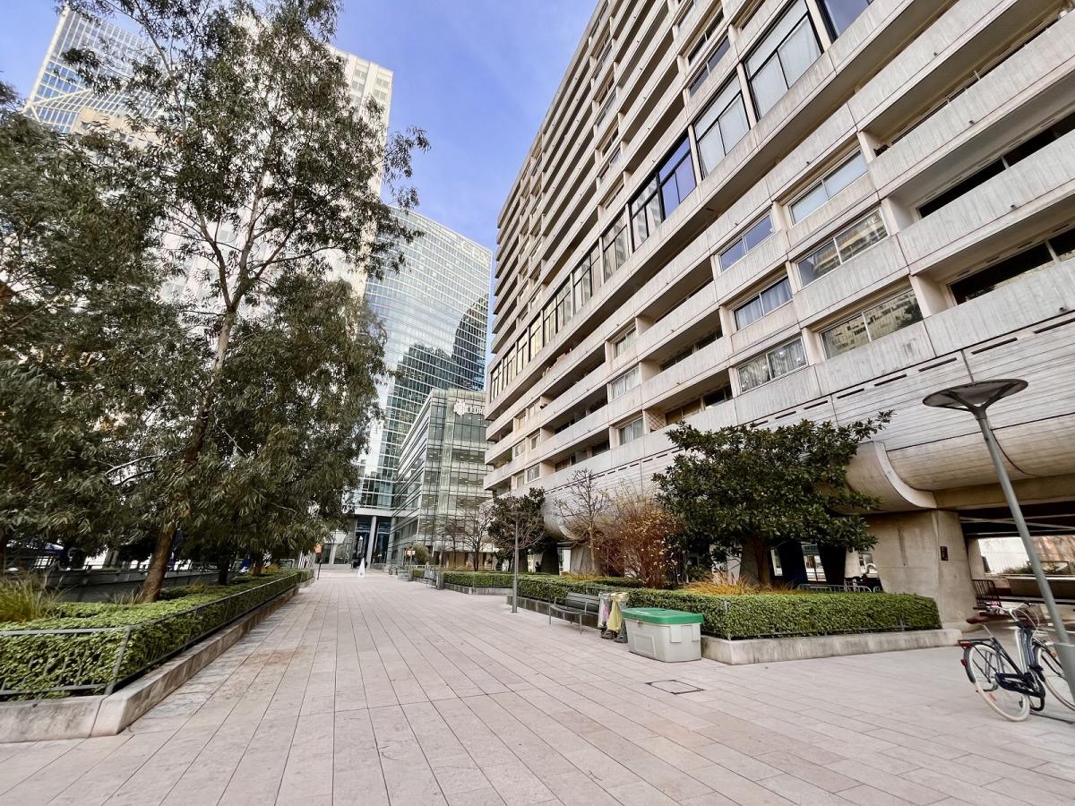 A LOUER 3 PIECES 79.19m² AVEC BALCON ET CAVE