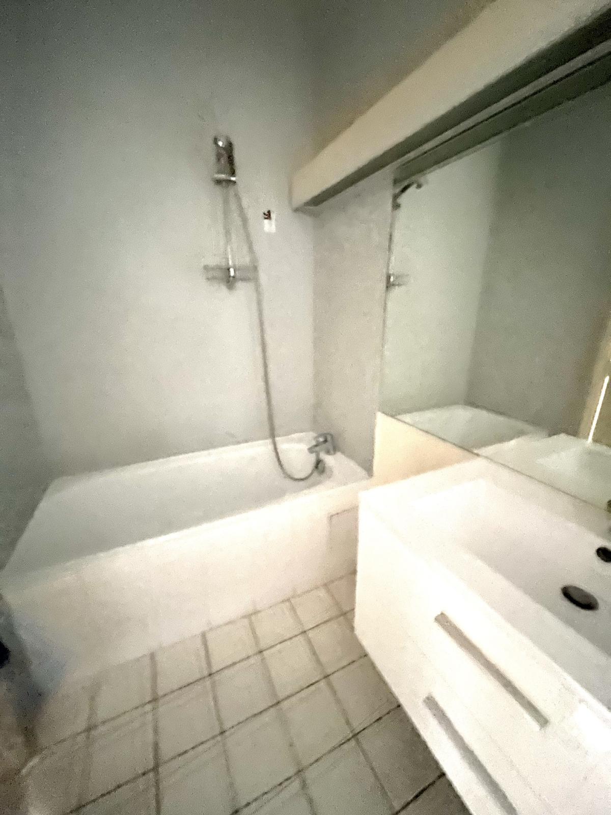 Paris XVème, Métro Balard 2 Pièces avec Parking