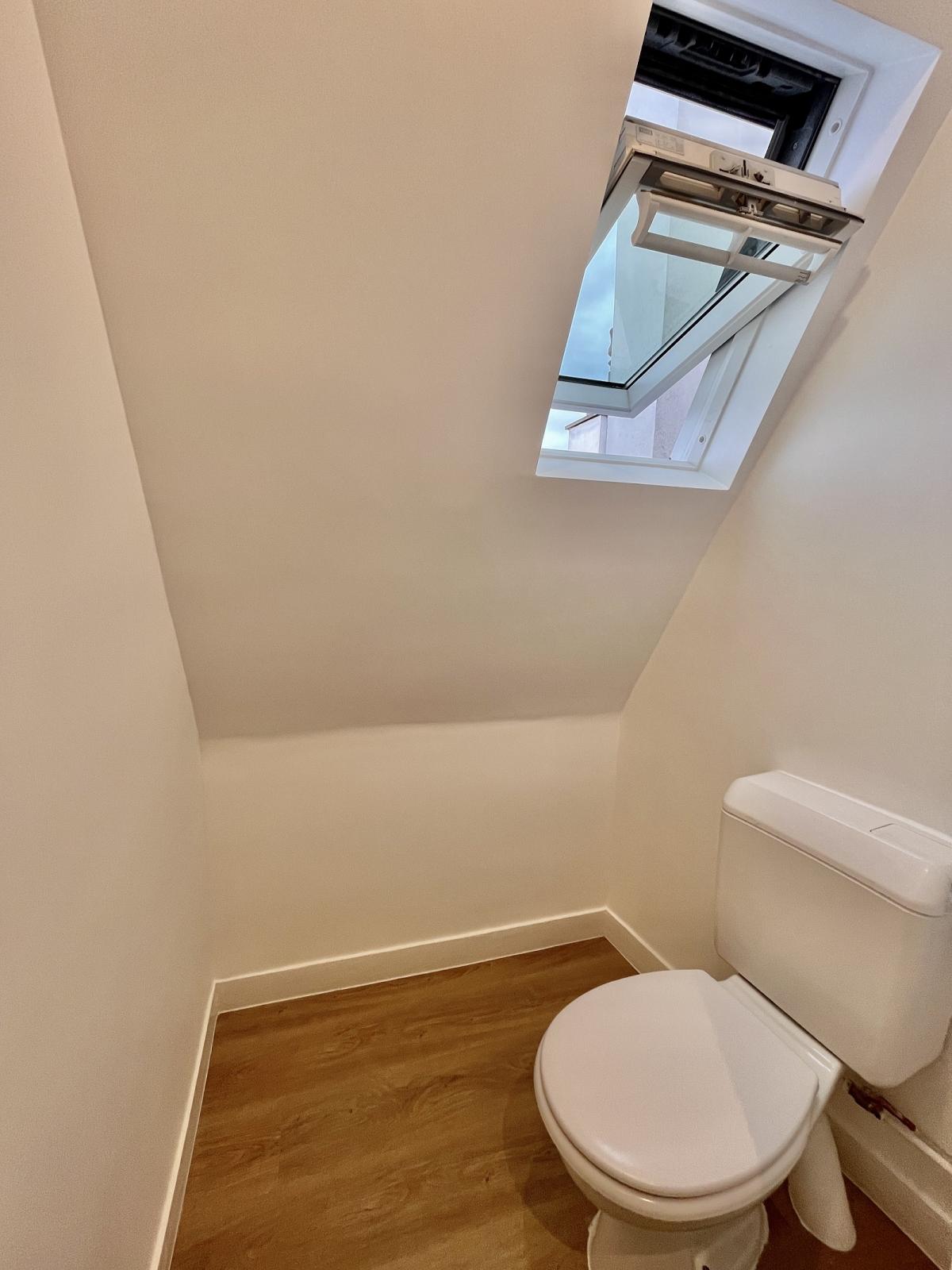 Paris Vème, Censier Daubenton,  Beau Studio en dernier étage