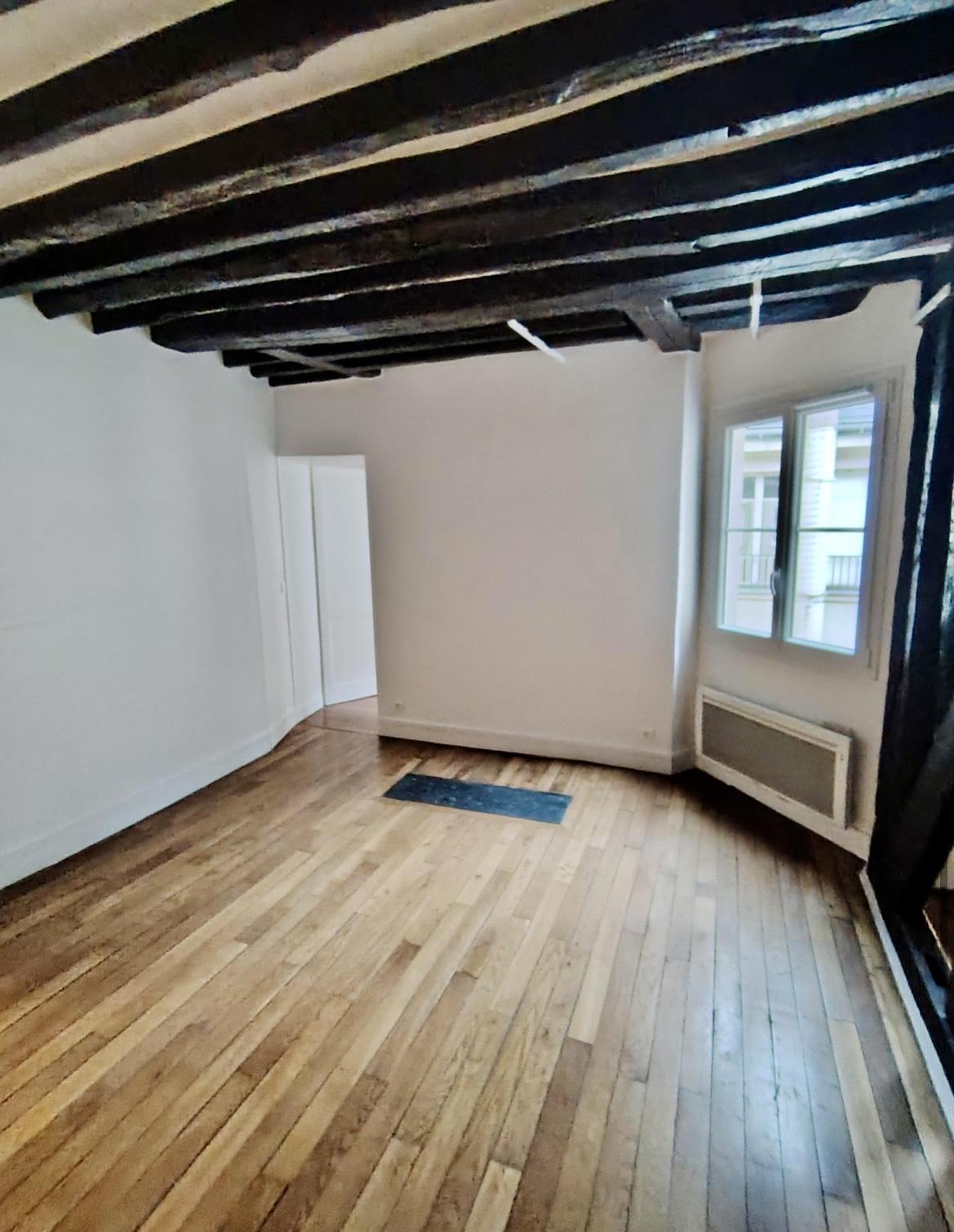 A LOUER 75001 PARIS 2P DE CHARME CONCORDE