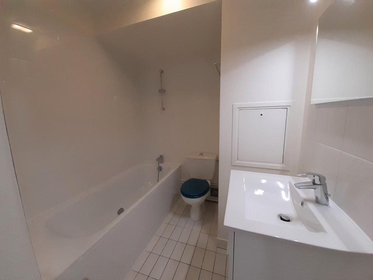 À LOUER  GRAND STUDIO 26.42m2 + TERRASSE DE 18m2 BOULOGNE BILLANCOURT. 