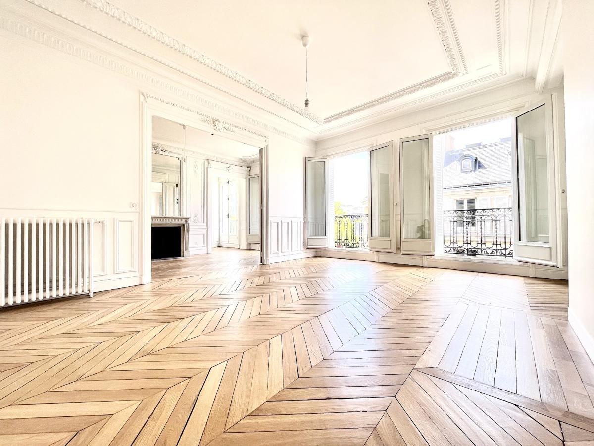 Paris VIIème Solférino, 6 pièces 180,33m²