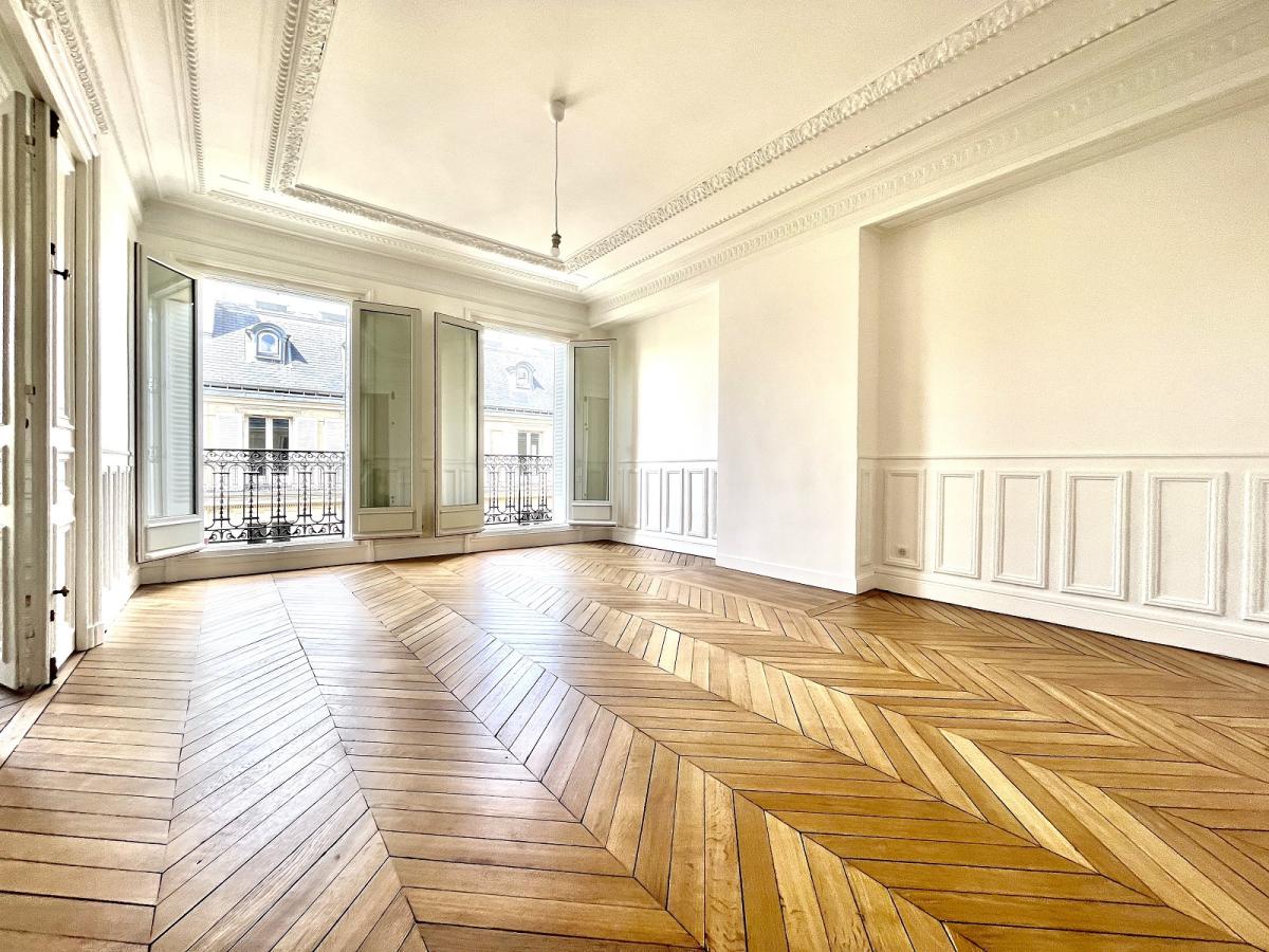 Paris VIIème Solférino, 6 pièces 180,33m²