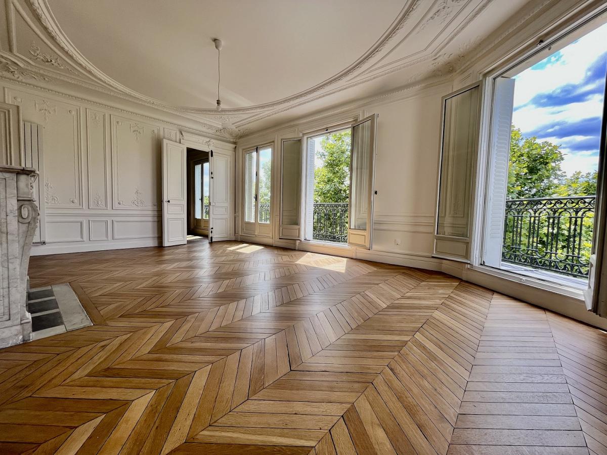 Paris VIIème Solférino, 6 pièces 180,33m²