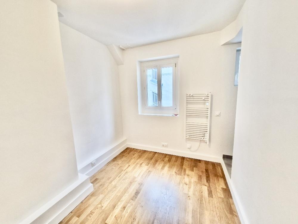 A LOUER 4 PIECES 77,63m² + chambre BOULOGNE BILLANCOURT  