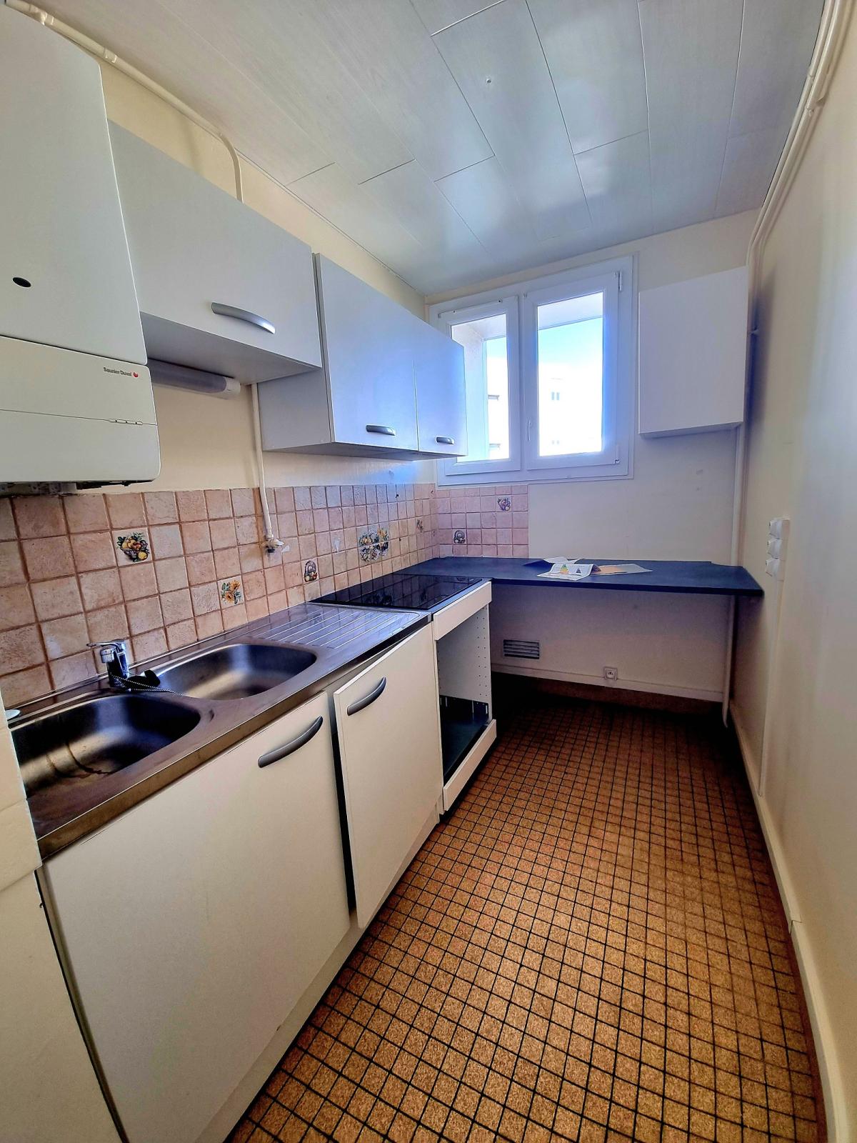 Boulogne Billancourt  Rue de Clamart (à 5min. du métro Marcel Sambat) 3 Pièces 58,30m²