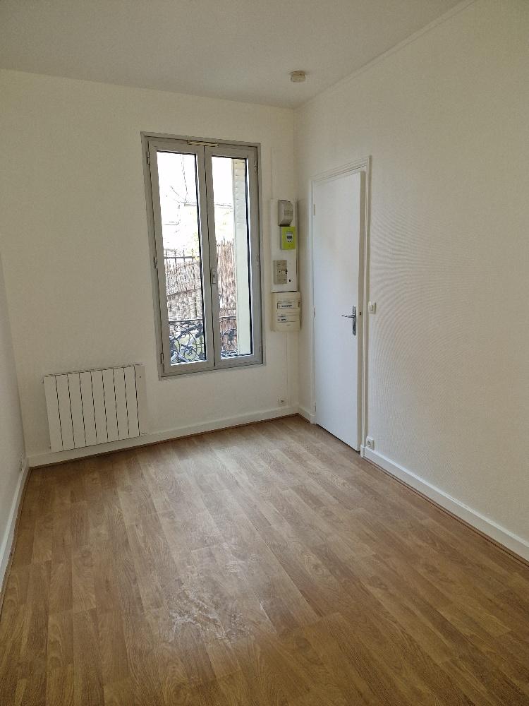 A LOUER 2 PIECES 26.61m²  NANTERRE VILLE