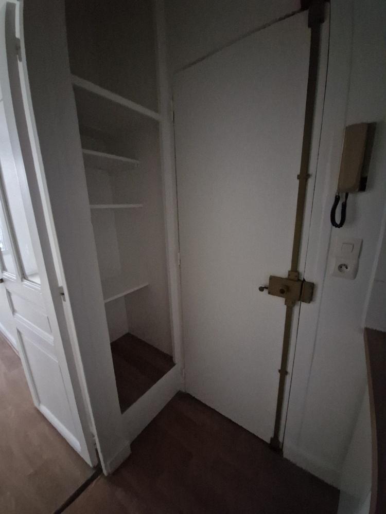 A LOUER 2 PIECES 26.61m²  NANTERRE VILLE