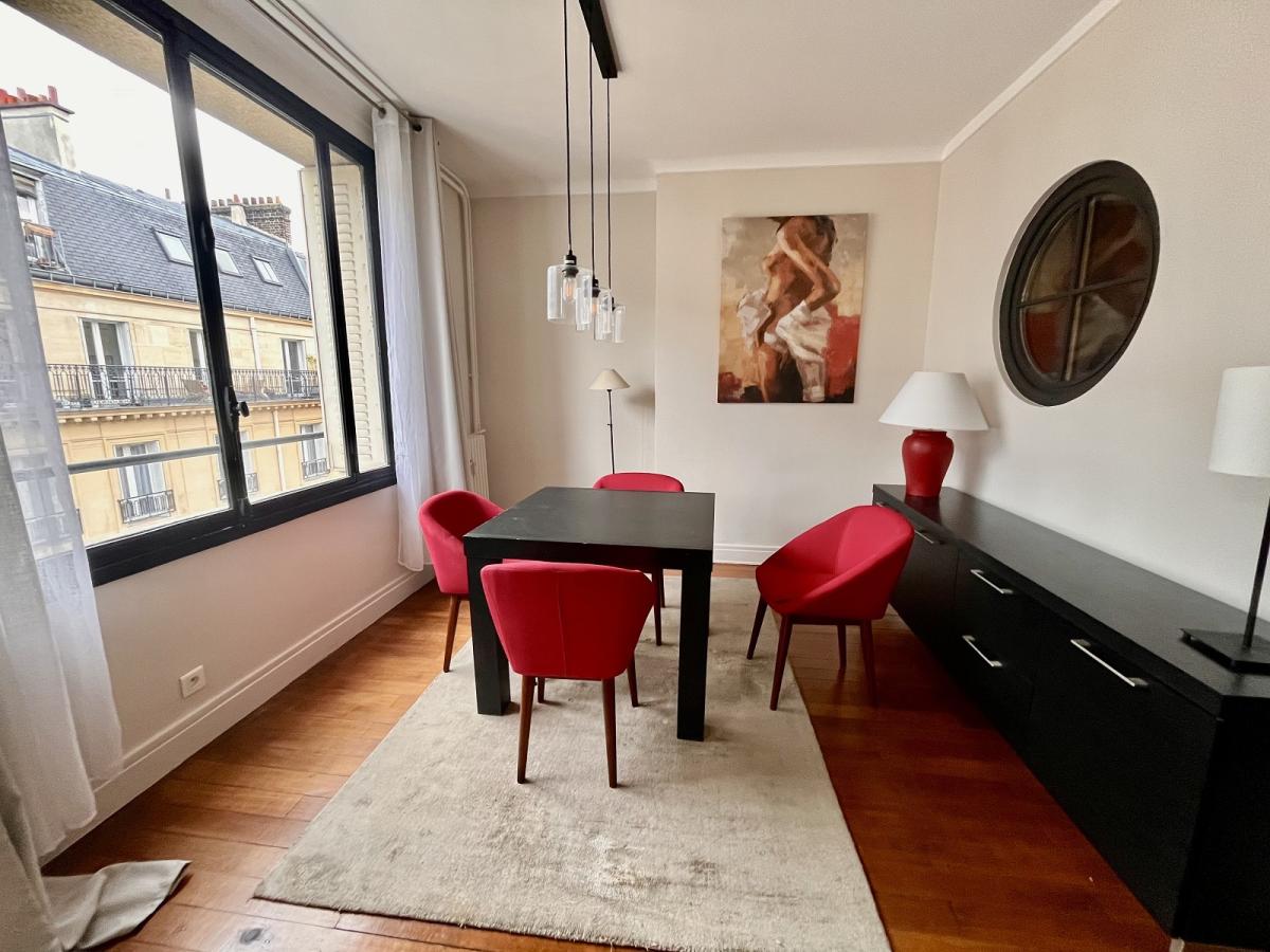 A LOUER en Meublé 2 PIECES 60.77m² Paris XVIème