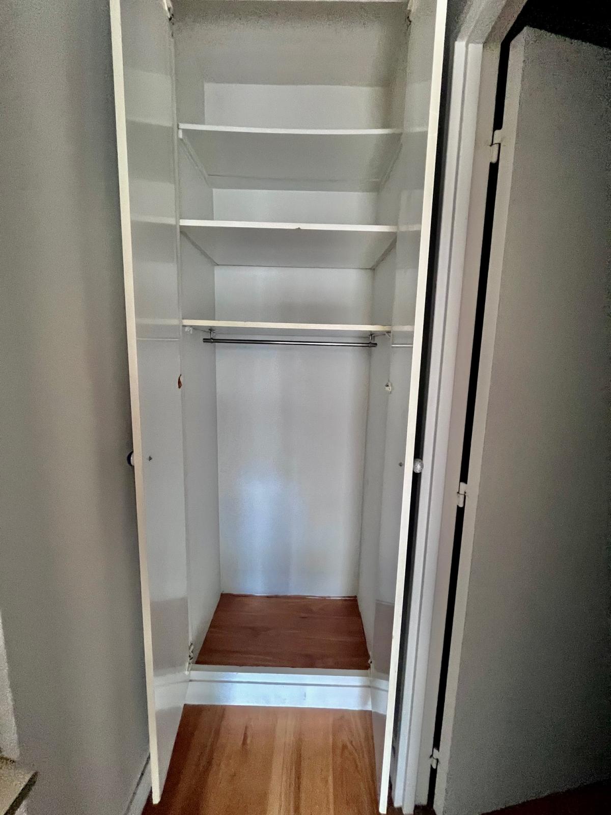 Paris XVème Cambronne Sèvres Lecourbe Grand Studio  avec Parking