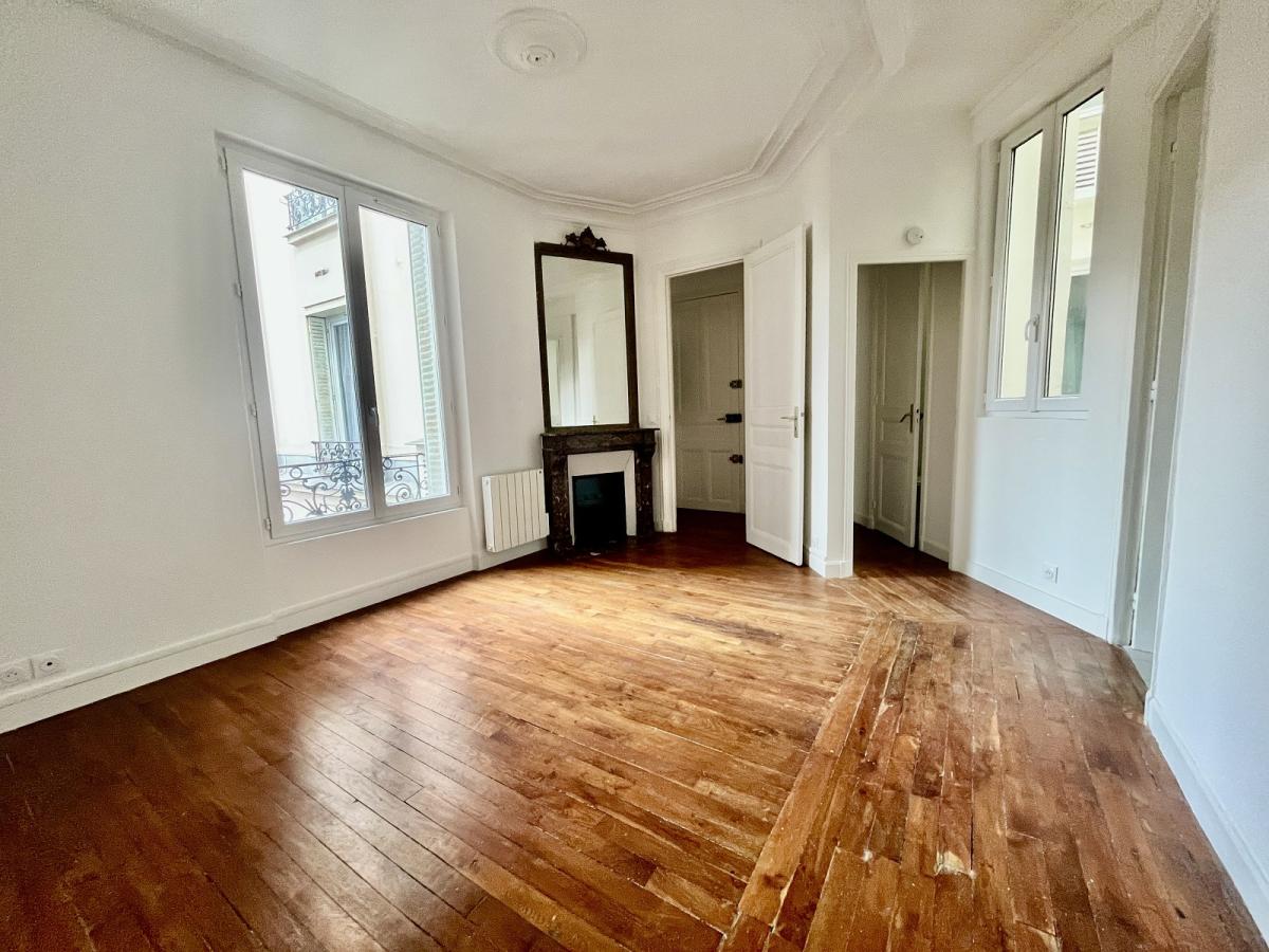 Levallois Perret (92300), à2min. Mairie et métro Anatole France, 2 Pièces de 34,47m²