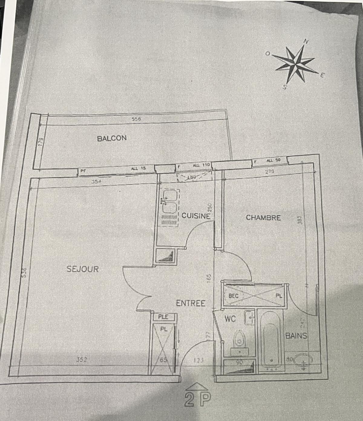 Paris XXème, St Fargeau 2 Pièces avec Balcon et Parking
