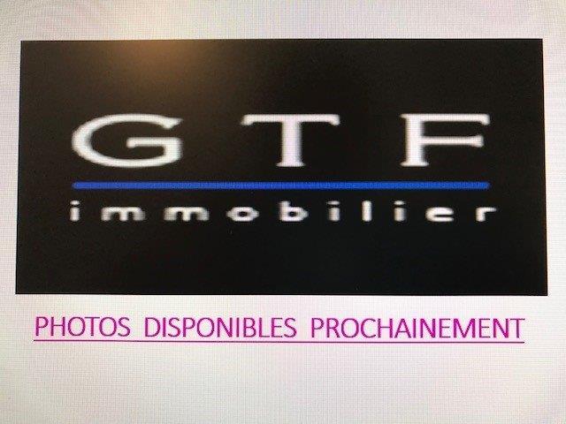 A LOUER 75015 PARIS RUE FALGUIERE STUDIO RENOVE 