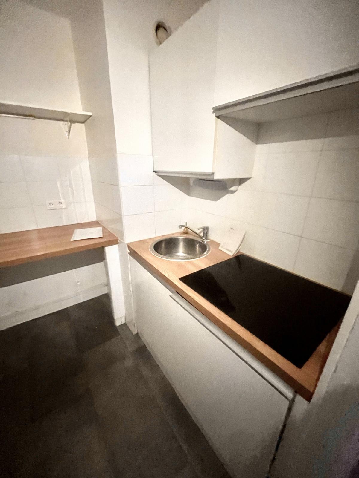 A LOUER 75019 BD DE LA VILLETTE 